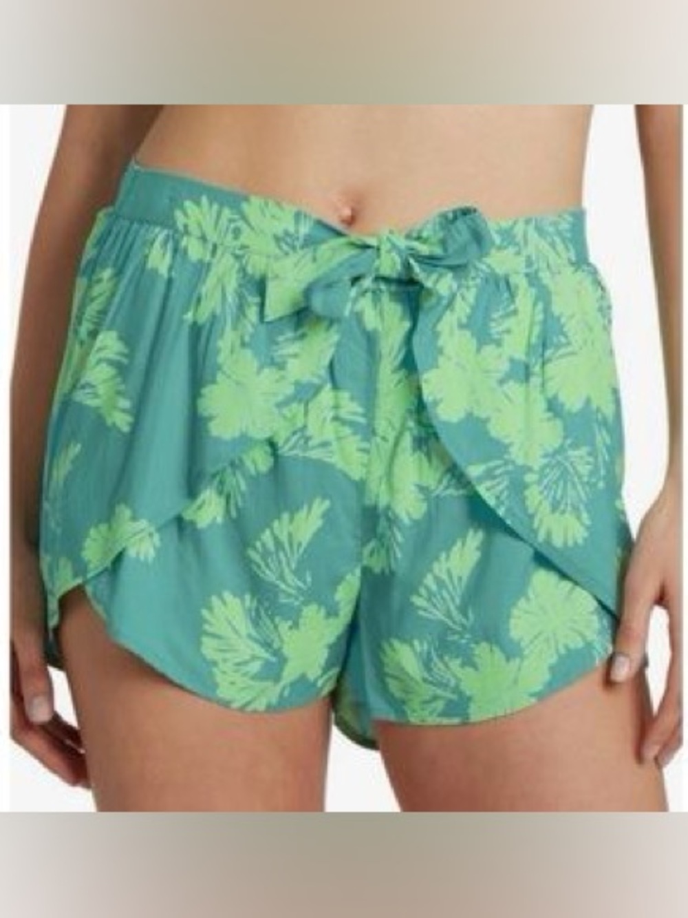 Roxy Women’s Teal Floral Shorts Large